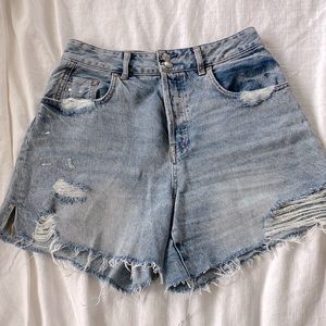 Free People curvy button front jean shorts